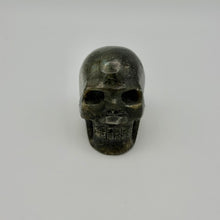 Load image into Gallery viewer, Labradorite Skull