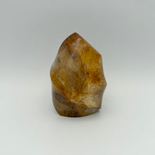 Load image into Gallery viewer, Golden Healer Quartz Flame H2
