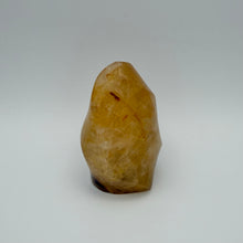 Load image into Gallery viewer, Golden Healer Quartz Flame H3
