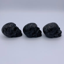 Load image into Gallery viewer, Astrophyllite Skull