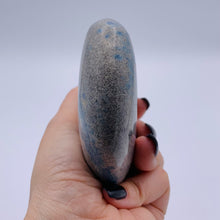 Load image into Gallery viewer, Azurite Granite Heart 4