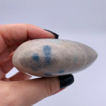 Load image into Gallery viewer, Azurite Granite Heart 2