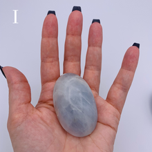 Load image into Gallery viewer, Blue Calcite Palm Stone