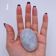 Load image into Gallery viewer, Blue Calcite Palm Stone