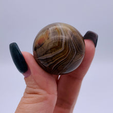Load image into Gallery viewer, Sardonyx Sphere
