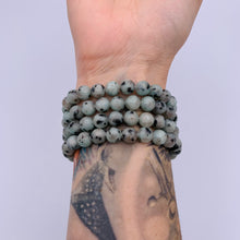 Load image into Gallery viewer, Kiwi Jasper Bracelet