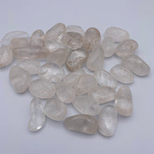 Load image into Gallery viewer, Clear Quartz Tumble