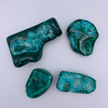 Load image into Gallery viewer, Malachite/Chrysocolla Freeform