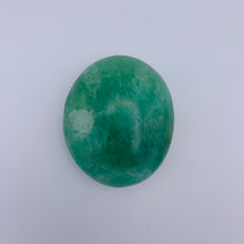Load image into Gallery viewer, Green Fluorite Palm Stone