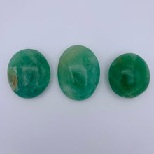 Load image into Gallery viewer, Green Fluorite Palm Stone