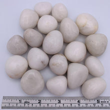 Load image into Gallery viewer, White Quartz Tumble