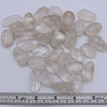 Load image into Gallery viewer, Clear Quartz Tumble