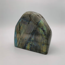 Load image into Gallery viewer, Labradorite Freeform