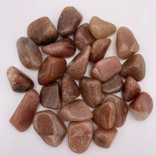 Load image into Gallery viewer, Strawberry Quartz Tumble
