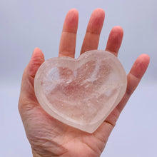 Load image into Gallery viewer, Clear Quartz Heart Bowl