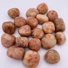 Load image into Gallery viewer, Sunstone Tumble