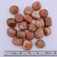 Load image into Gallery viewer, Sunstone Tumble