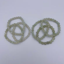 Load image into Gallery viewer, Light Green Aventurine Bracelet