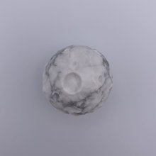 Load image into Gallery viewer, Howlite Moon Carving