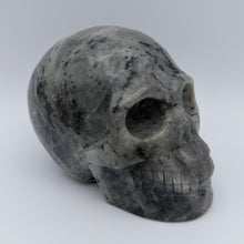 Load image into Gallery viewer, Purple Rainbow Spectrolite Skull
