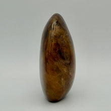 Load image into Gallery viewer, Hematoid Healer Quartz Freeform
