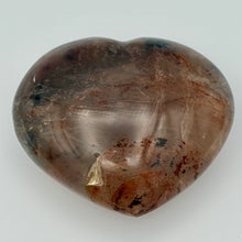 Load image into Gallery viewer, Hematoid Healer Quartz Heart
