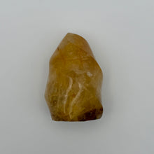 Load image into Gallery viewer, Golden Healer Quartz Flame H3

