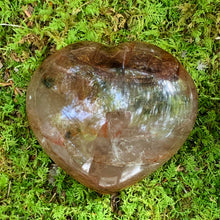 Load image into Gallery viewer, Hematoid Healer Quartz Heart
