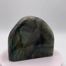 Load and play video in Gallery viewer, Labradorite Freeform 3
