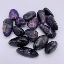 Load image into Gallery viewer, Amethyst (Chevron) Tumble
