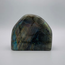 Load image into Gallery viewer, Labradorite Freeform 3
